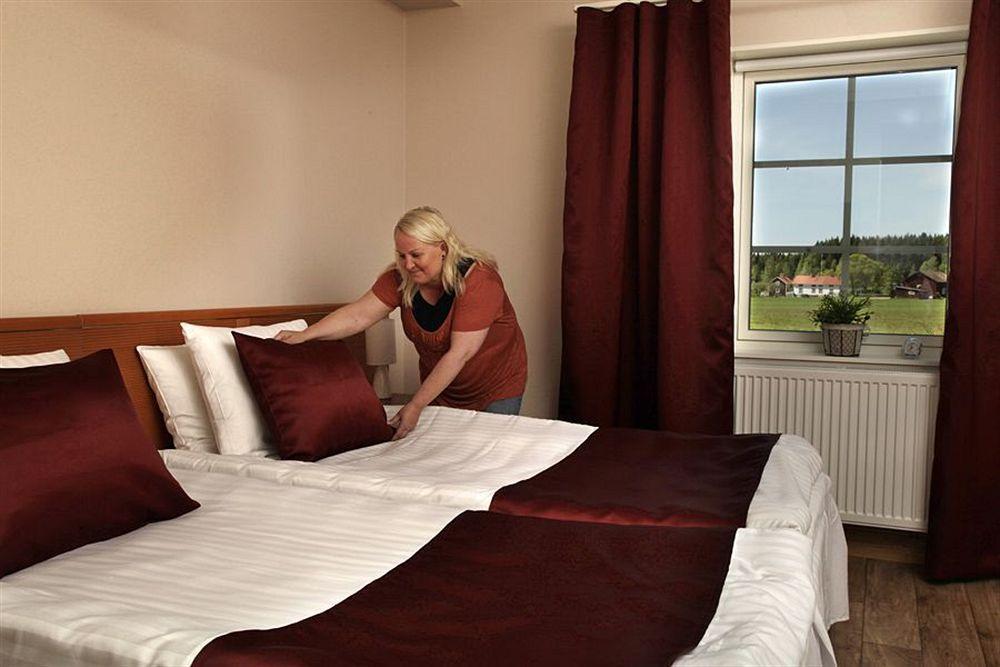 Hoegbo Hotell Skommarsgarden Sandviken Ngoại thất bức ảnh