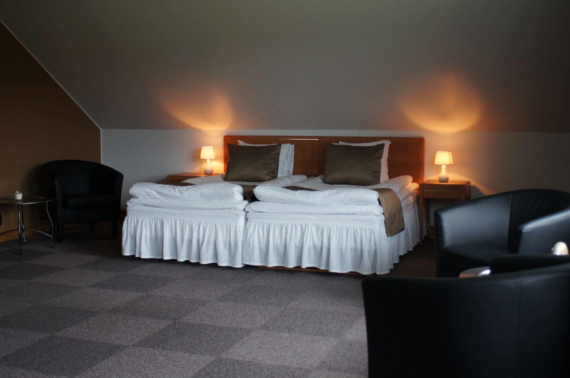 Hoegbo Hotell Skommarsgarden Sandviken Ngoại thất bức ảnh